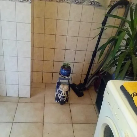 Gyoengyoesi Kertes Haz Apartament *